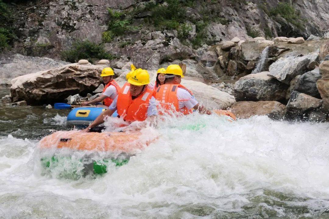 青云峡泳装漂流文化月热辣来袭避暑嗨玩更有万元大礼