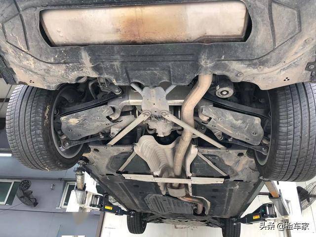 宝马730li当年落地100万,如今捡漏50万!卖家:比奔驰s300l强