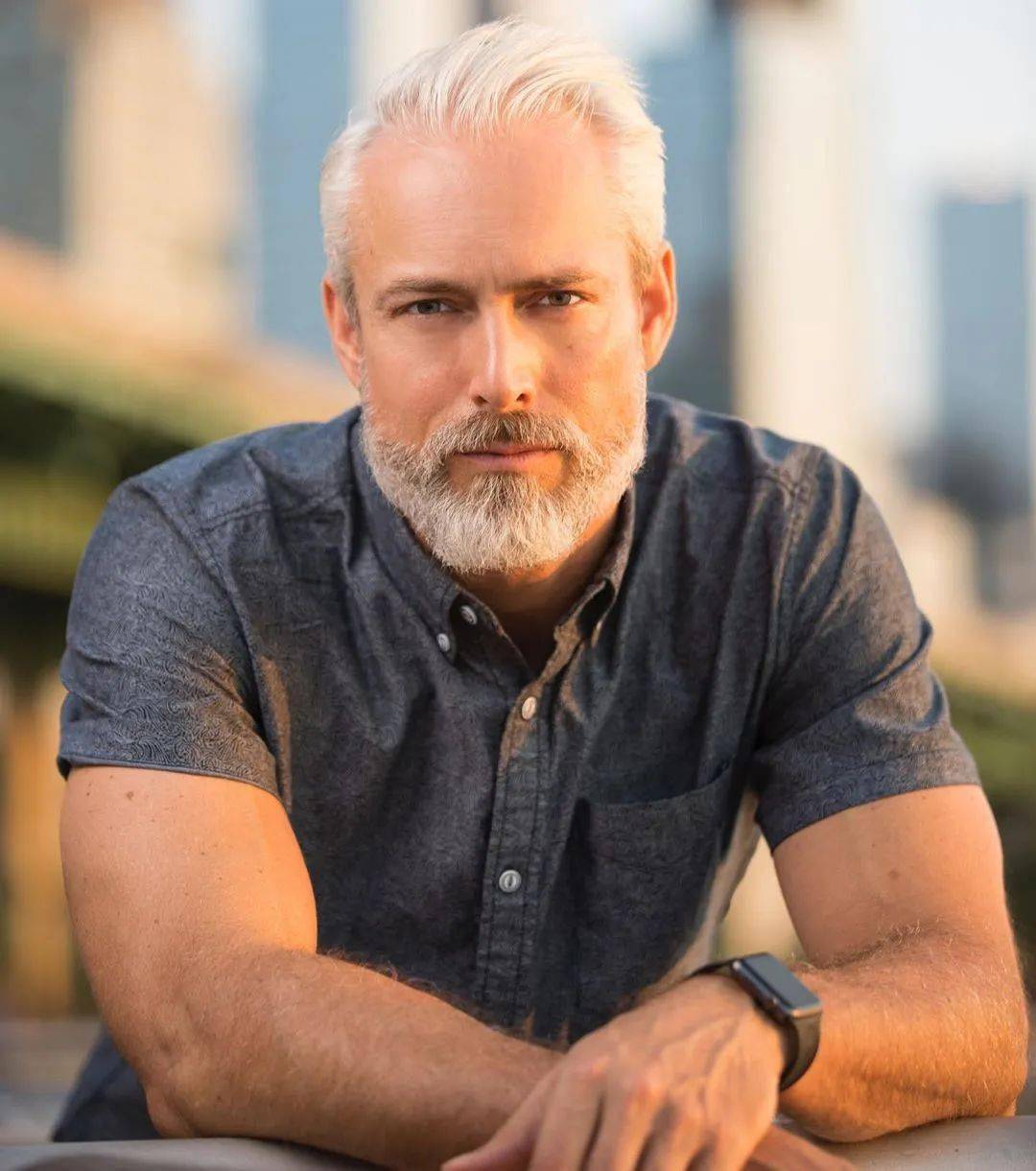 他是九十年代的迪奥御用男模,三十年过去脸还没垮!_greg