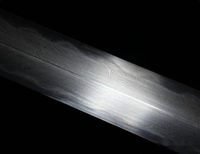利刃出鞘盘点各种精致美观的传统刀剑总有一款让你心动