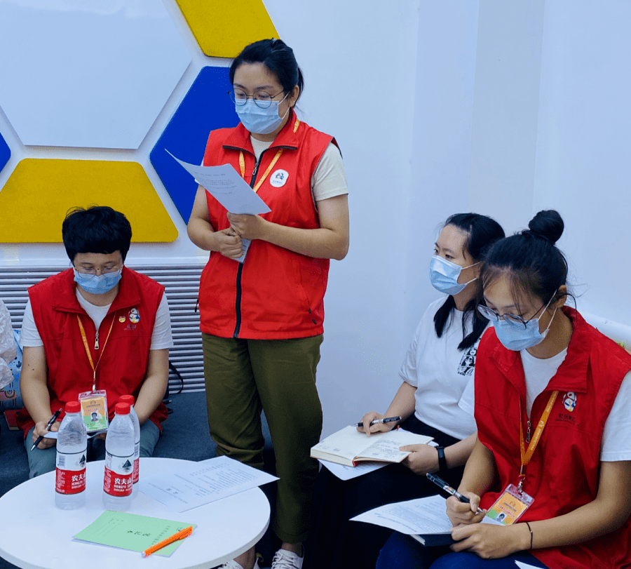 北京青少年社会工作服务中心领导赴大兴调研社区青年汇工作