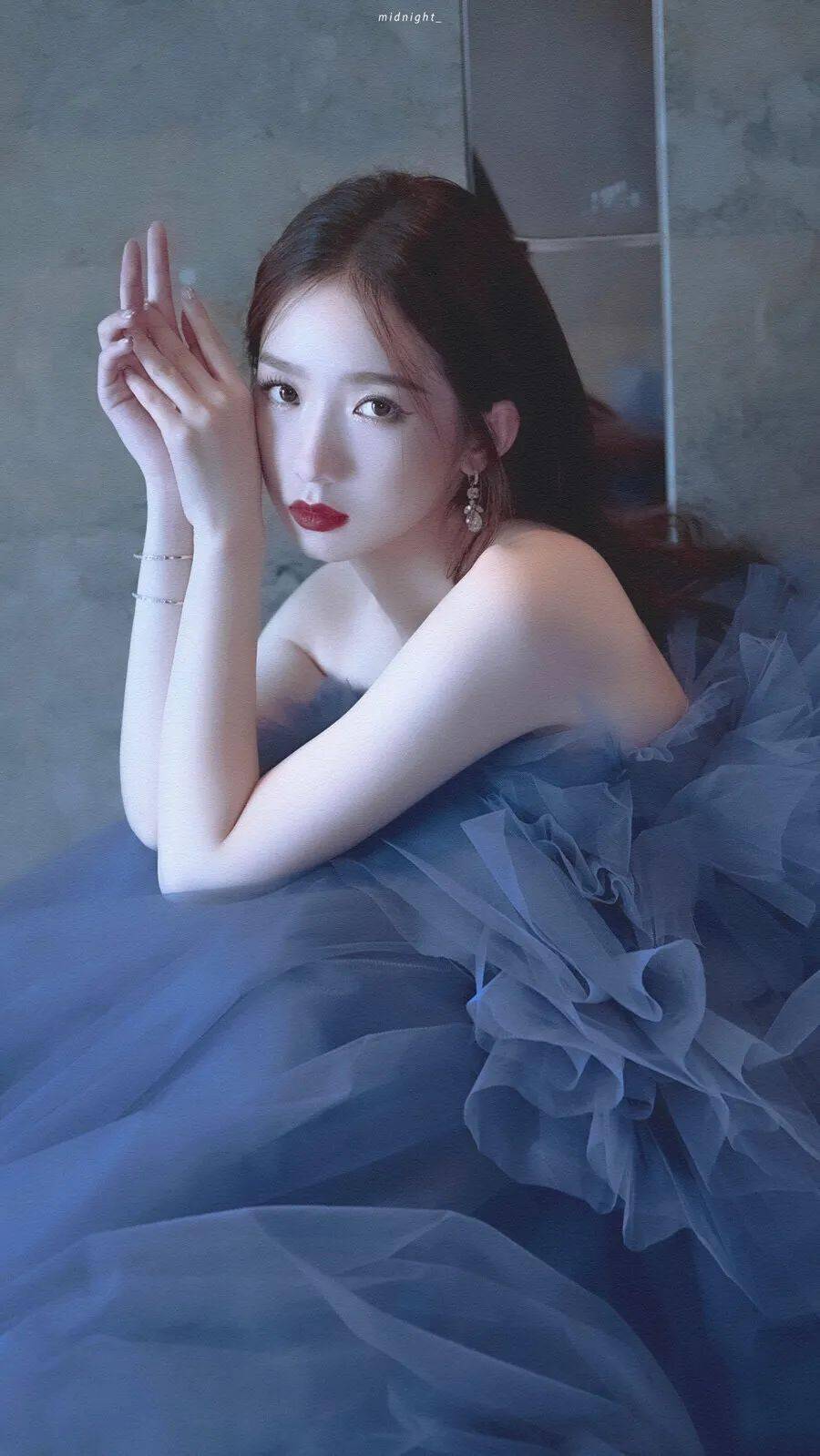 手机壁纸孟美岐