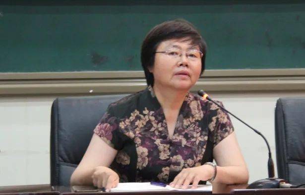 凝新聚力砥砺前行昌黎一中举行新教师岗前培训结业仪式