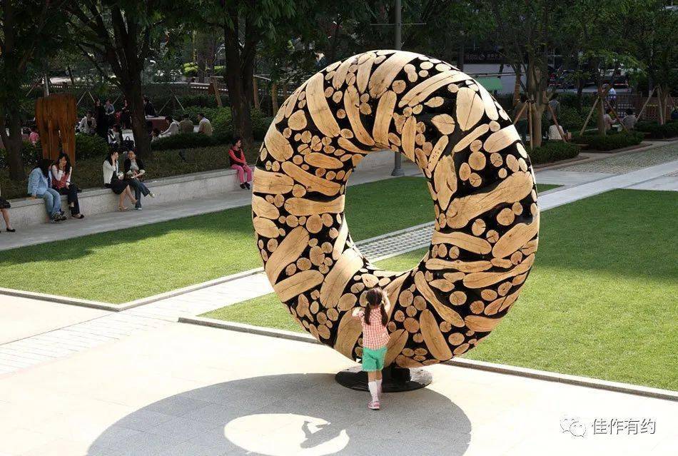 韩国艺术家的木雕艺术品欣赏