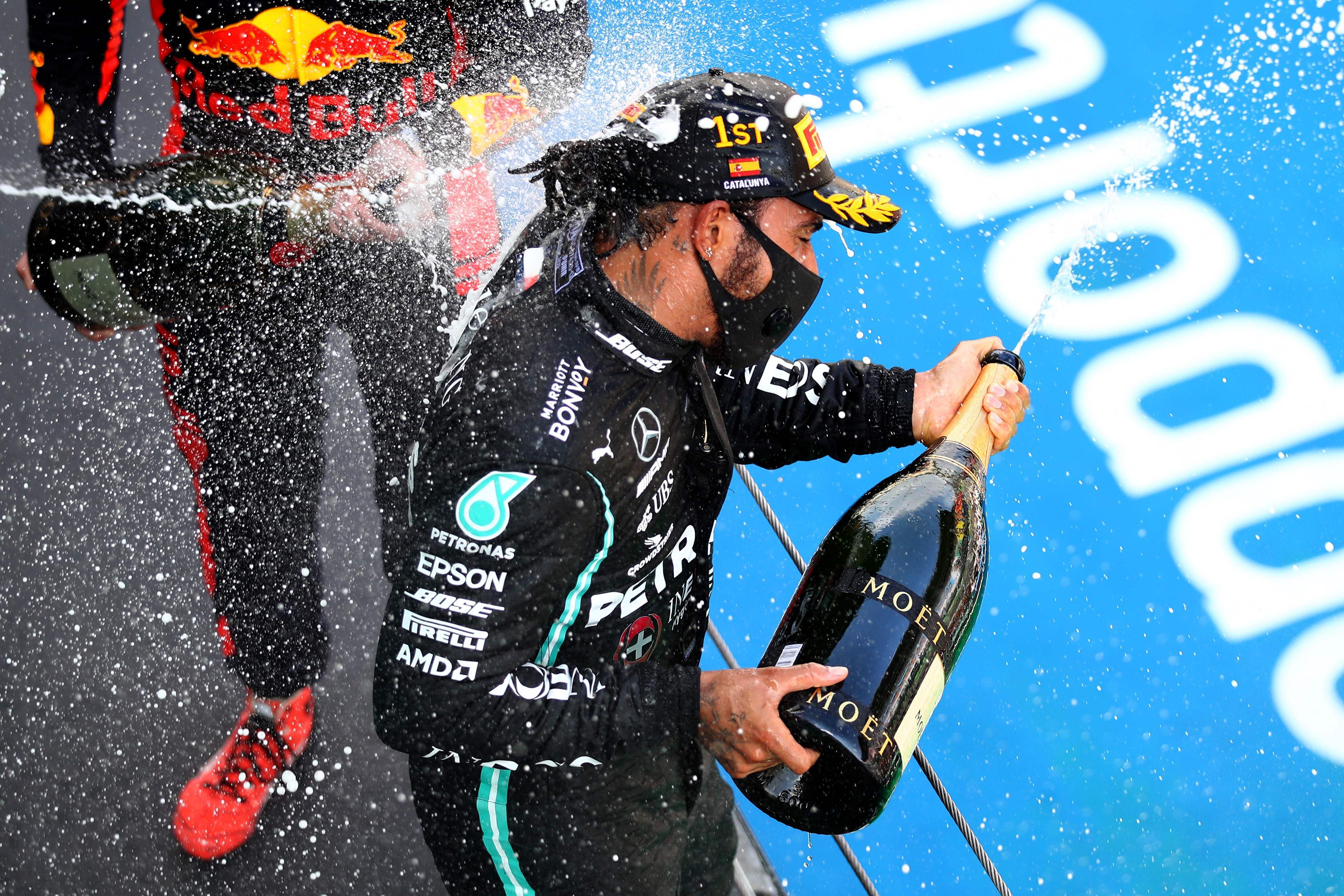 赛车——f1西班牙大奖赛:汉密尔顿夺冠