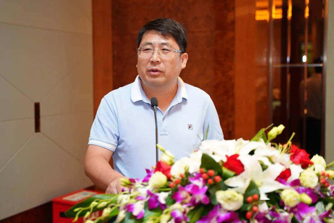 龙元建设集团总裁赖朝晖,副总裁孟旭明以及集团市场部,浙江分公司