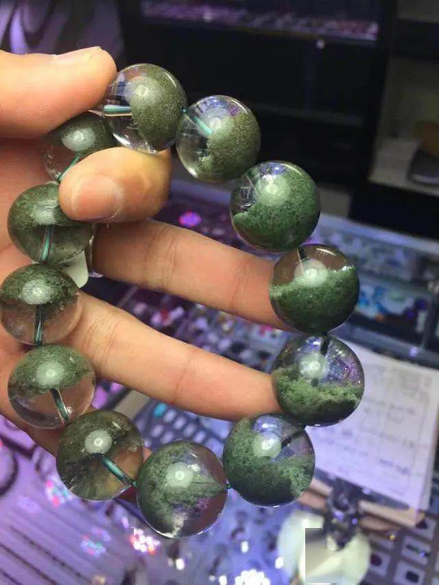 教给大家怎样才能买到真的绿幽灵手串