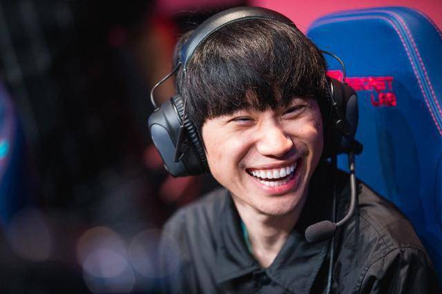 亚索能否重回赛场doinb这版本还玩亚索是送分的