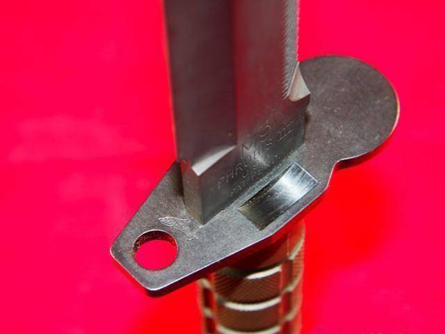 永恒的经典——m9军刀的前世与来生_刺刀