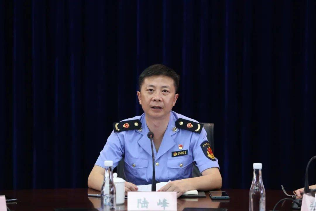 区市场监管局党组书记,局长陆峰围绕"发扬'松江精神,永葆创业激情,以