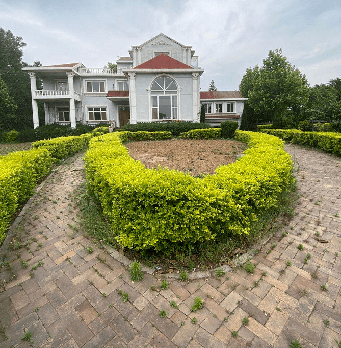 博山经济开发区别墅院落及林地拍卖预告山东正大拍卖