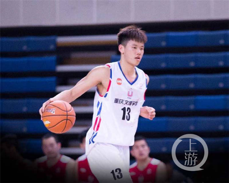 这位cba天津男篮新秀在咱们重庆读书_段丰伟