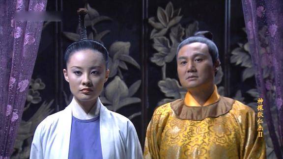 狄仁杰:太子李显约会情人小慧,却中了蛇灵圈套,假太子李代桃僵