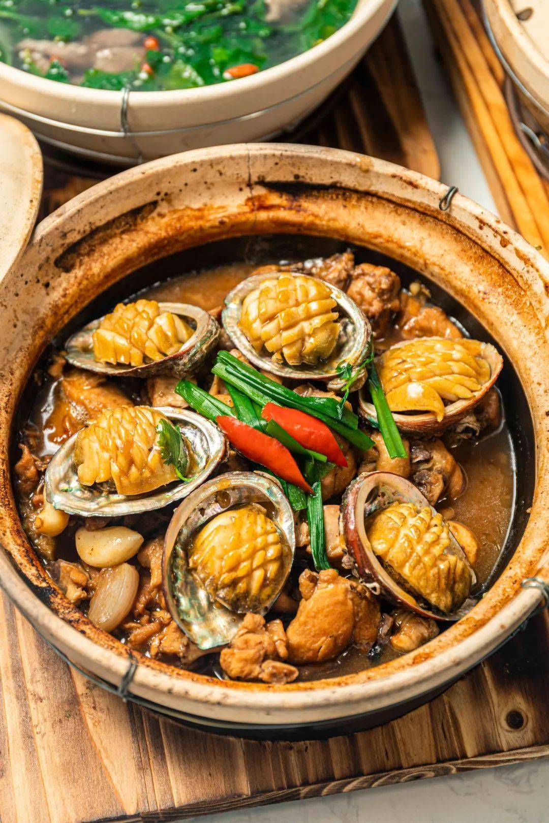 34折吃广东煲仔免费看八佰今晚1900湾区见