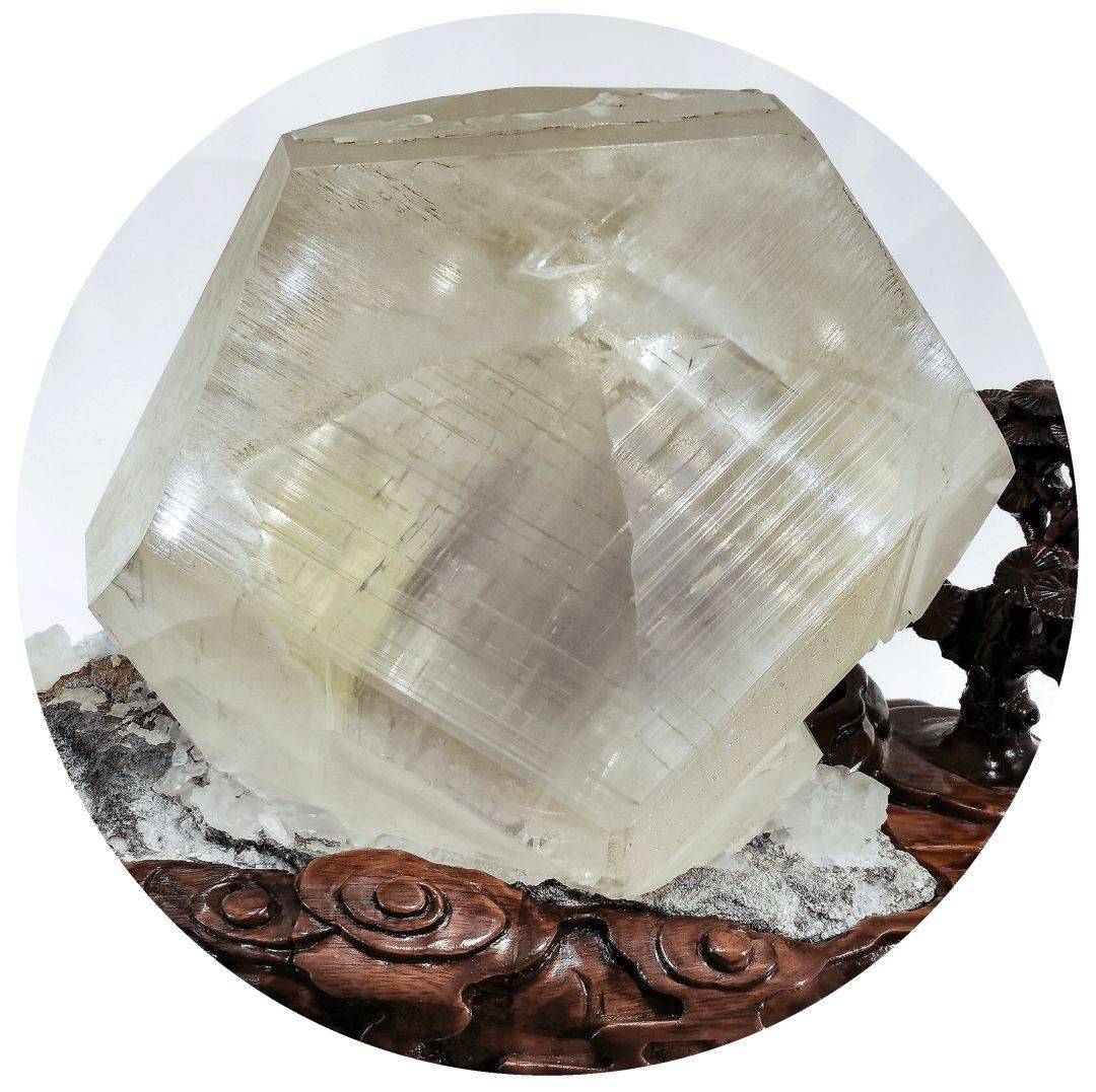 线上逛展|知识品读:多样的矿物——方解石_晶体