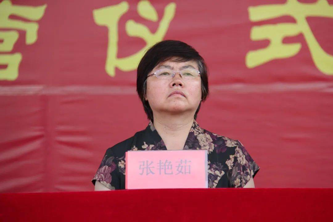 当"青春" 遇上"迷彩绿"——昌黎一中举行2020级新生军训开营仪式_手机