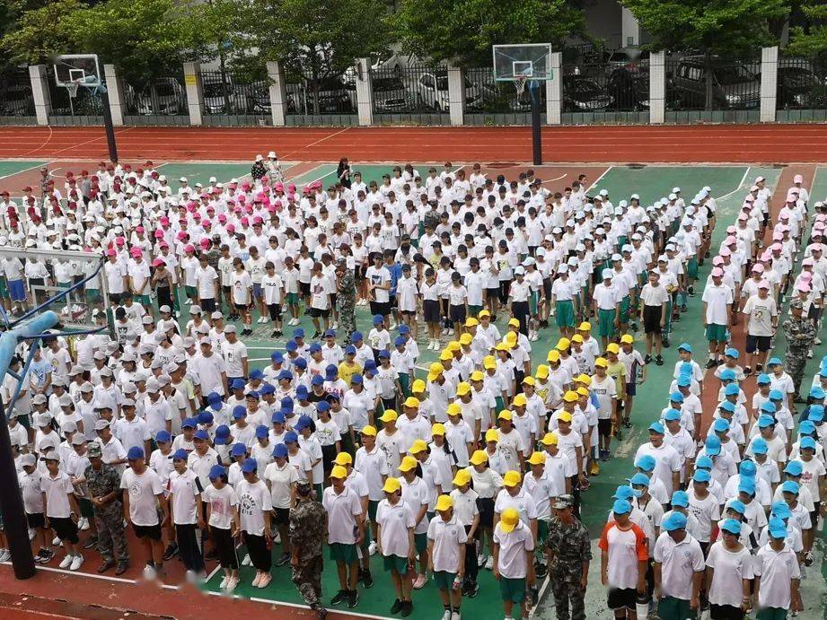 113中学2020级初一国防教育开营8月31日早上,广州市第一一三中学2020