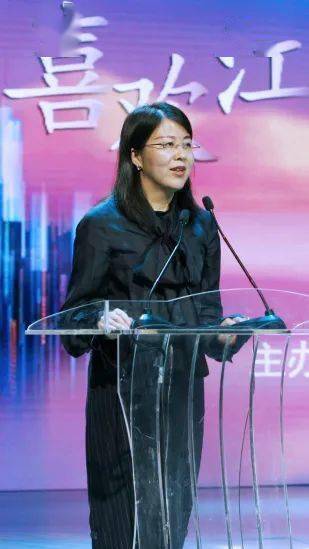 教我如何不想她_中共江阴市委