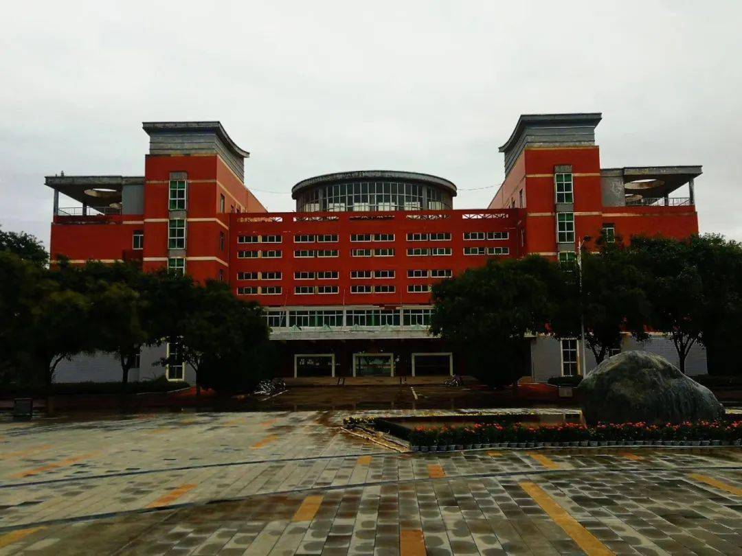 河西学院九月您好