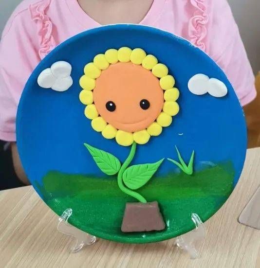 9月5日和19日,我们邀请到非遗面塑传人——王世奇老师来到杭图公益班