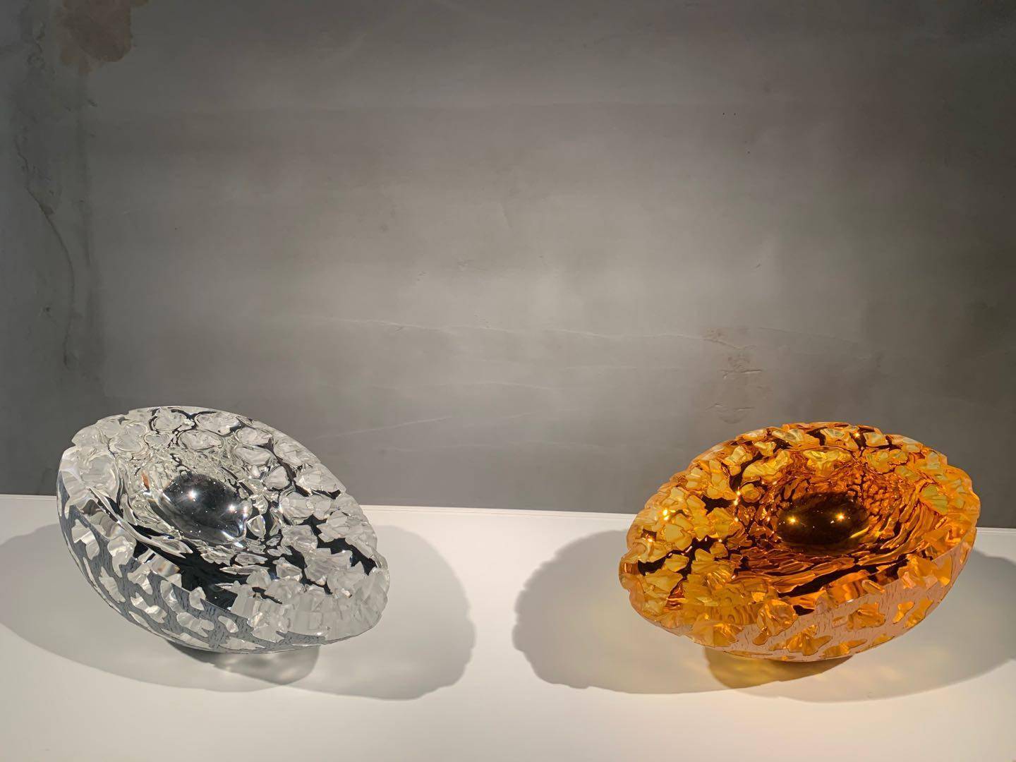 跨越三个世代传承英国窑铸玻璃艺术的一甲子都在这场联合展里