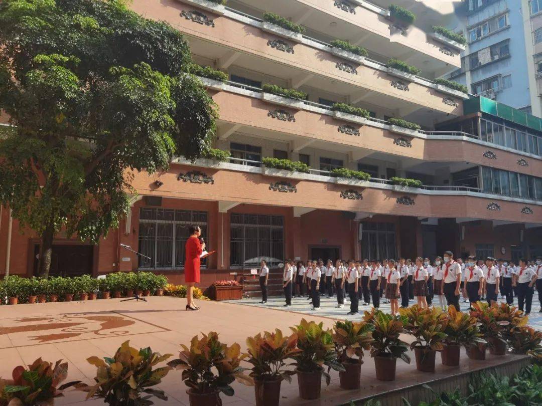 不仅有开学第一课还有开学第一题文德路小学的开学礼这么特别的吗