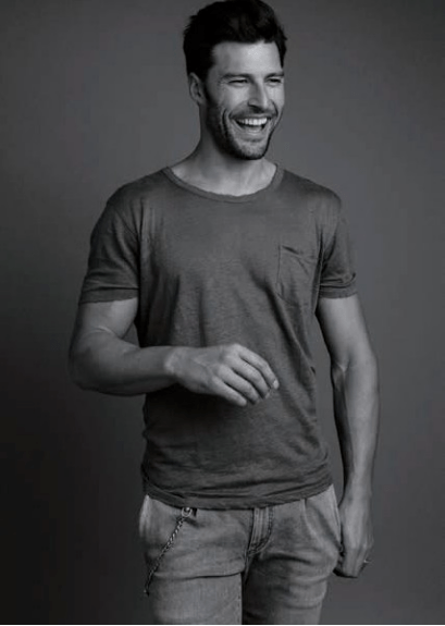 最全男士拍照摆姿指南型男拍照必备