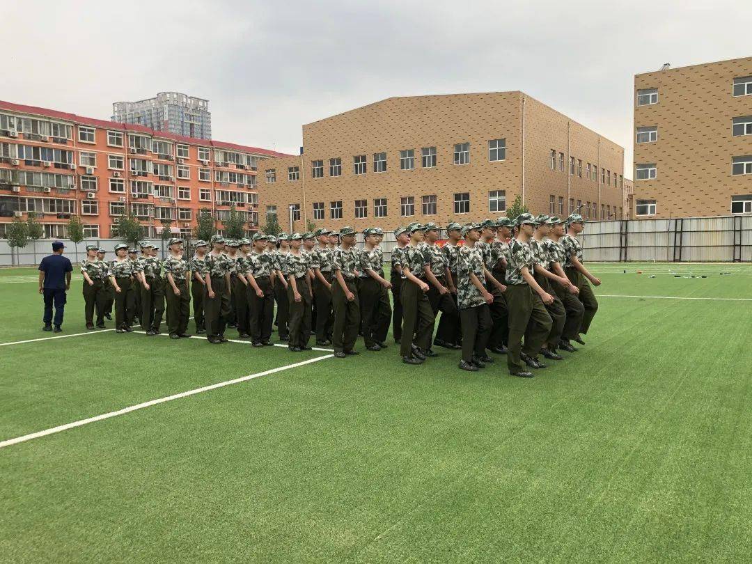 纸短情长诉说思念石家庄一中西山学校高一年级军训纪实五