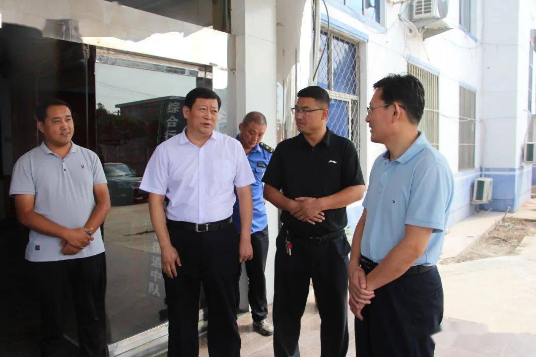 市城市管理局刘云鹏一行到我县调研协管员管理工作