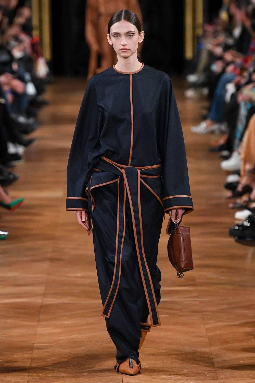 stellamccartney巴黎时装周2020秋冬成衣系列