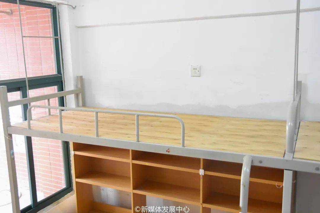 新生特辑|别好奇了,快进来揭开华商宿舍的神秘面孔!