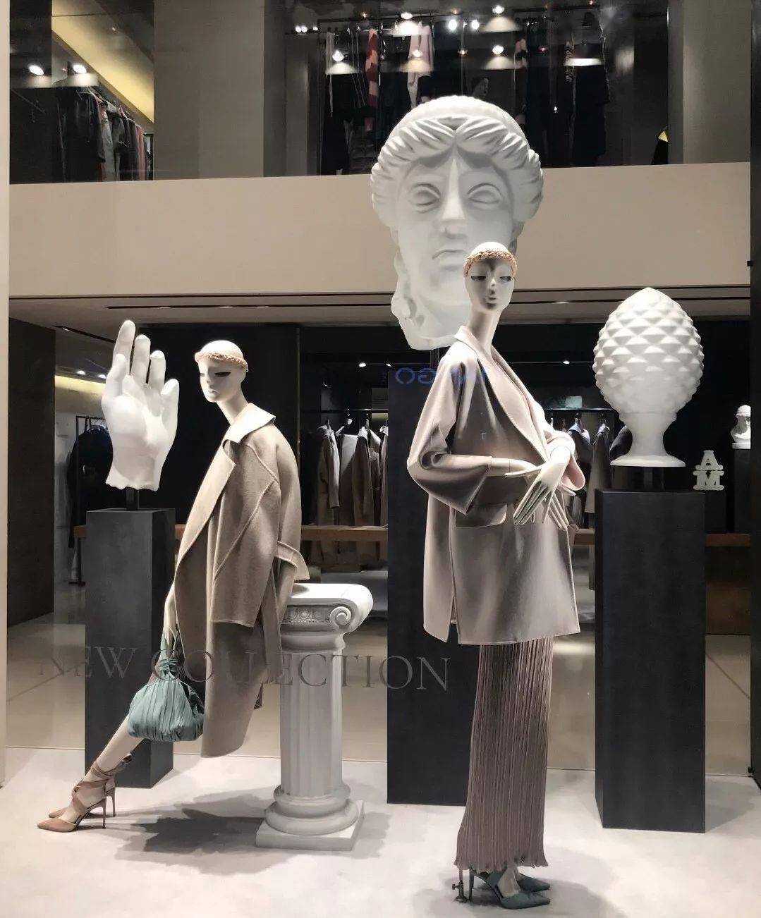 秋上新,橱窗里的风衣怎么陈列?