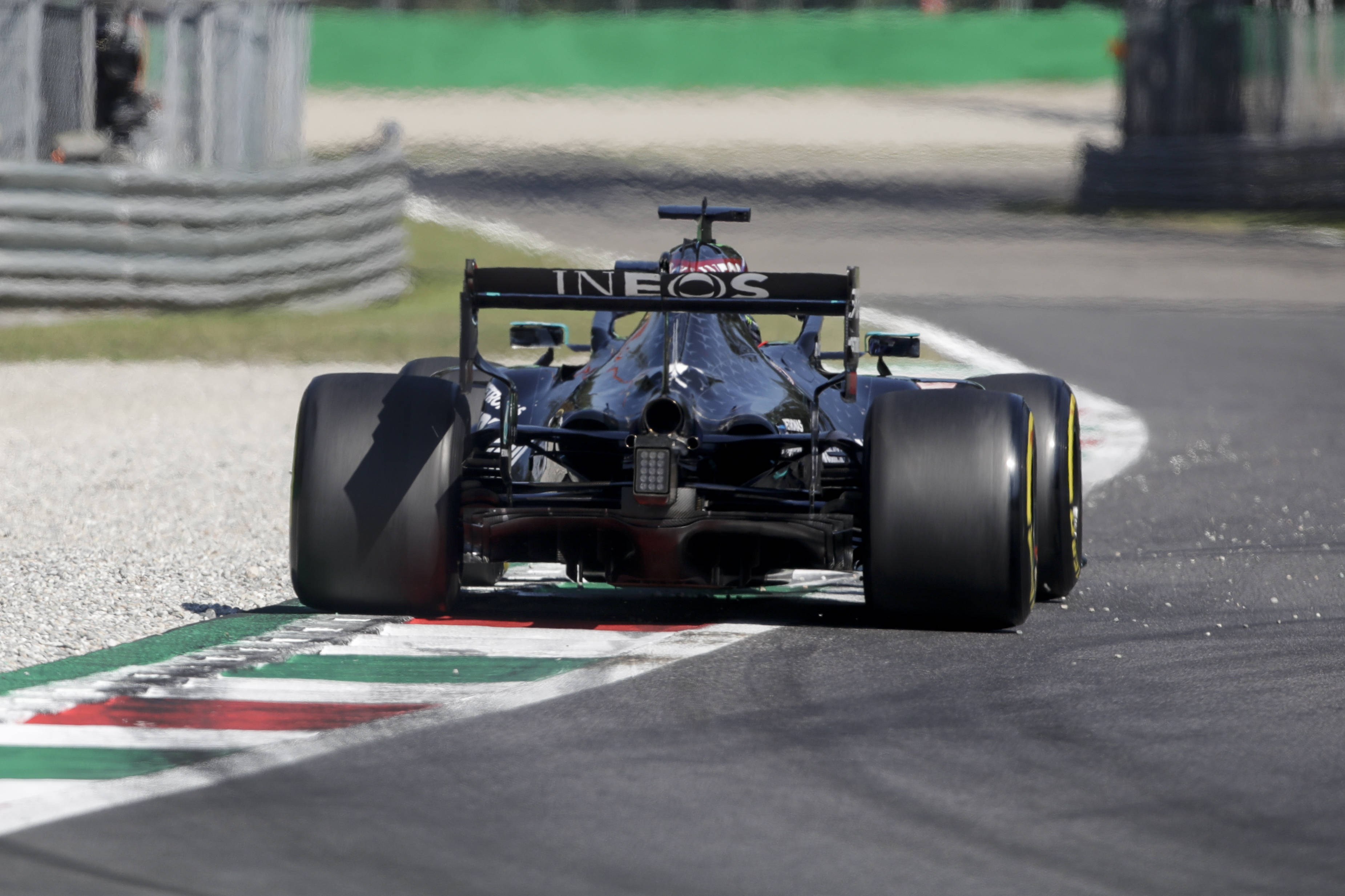 当日,在意大利蒙扎赛道举行的2020赛季世界一级方程式锦标赛(f1)