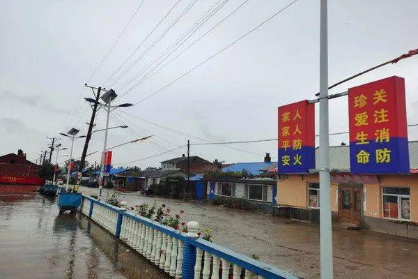 宁安市首个消防主题广场亮相海浪镇前杨村