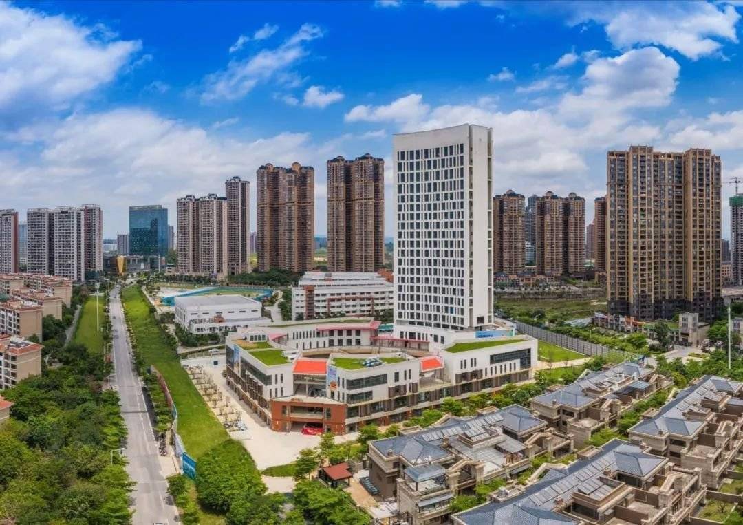 两家威宁邻家广场进入筹开期,计划于10月底及11月底试业