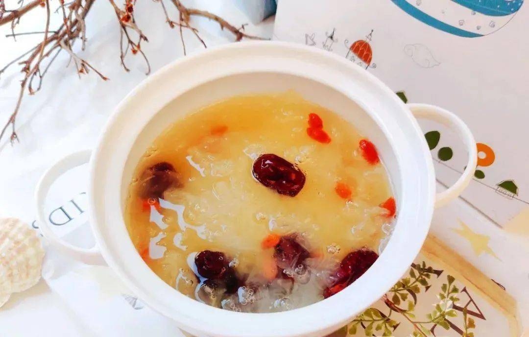 秋天一碗汤,不用医生帮!10道入秋后必喝养生汤,千万不要错过_胡萝卜