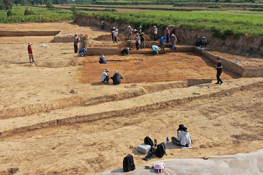 山西临汾陶寺遗址考古启动