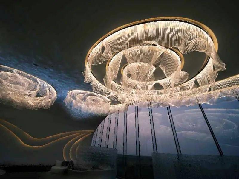 悬挑建筑邂逅浪花艺术馆