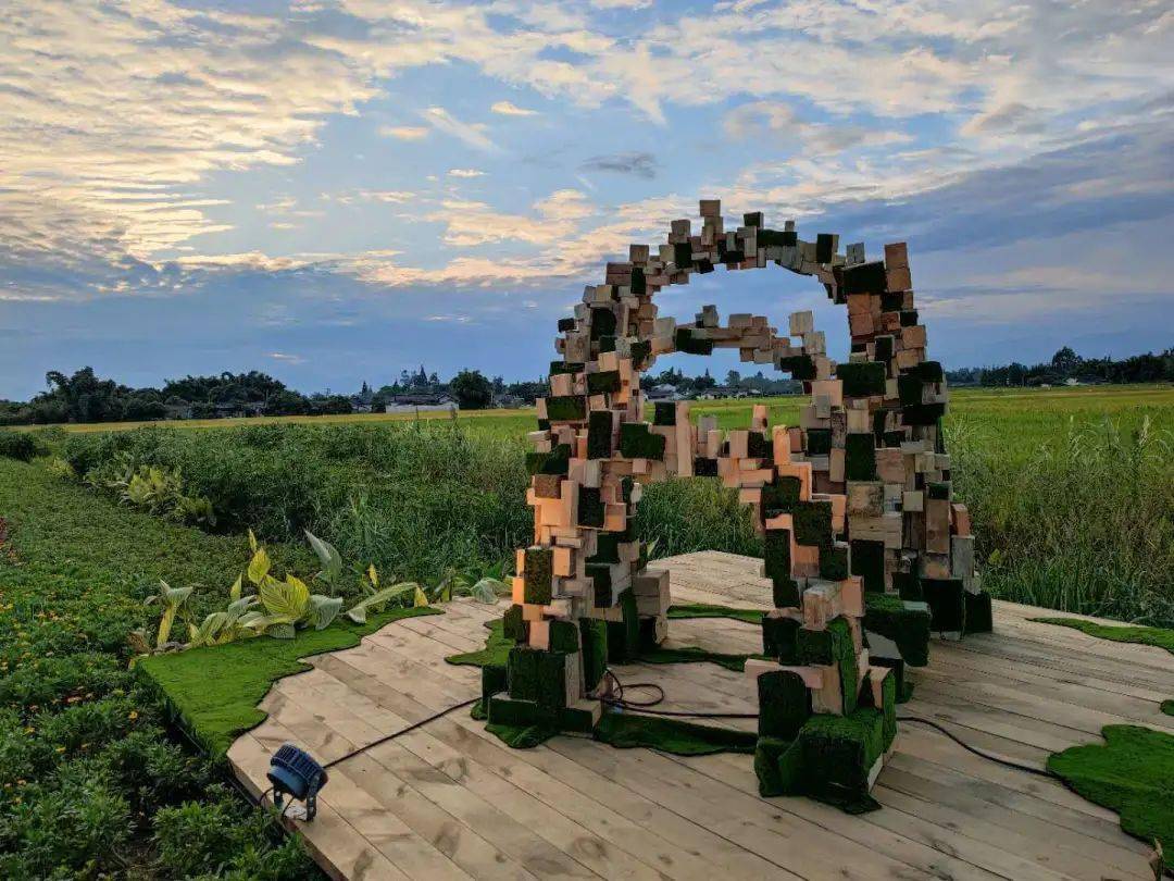 聚焦必看成都首届天府大地艺术季