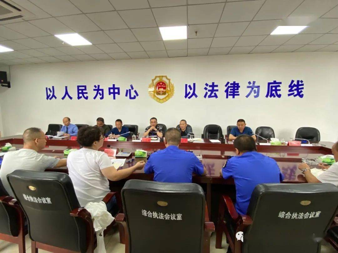 9月1日至8日,桐梓县人大常委会党组副书记范贵川率队,专题调研县人民