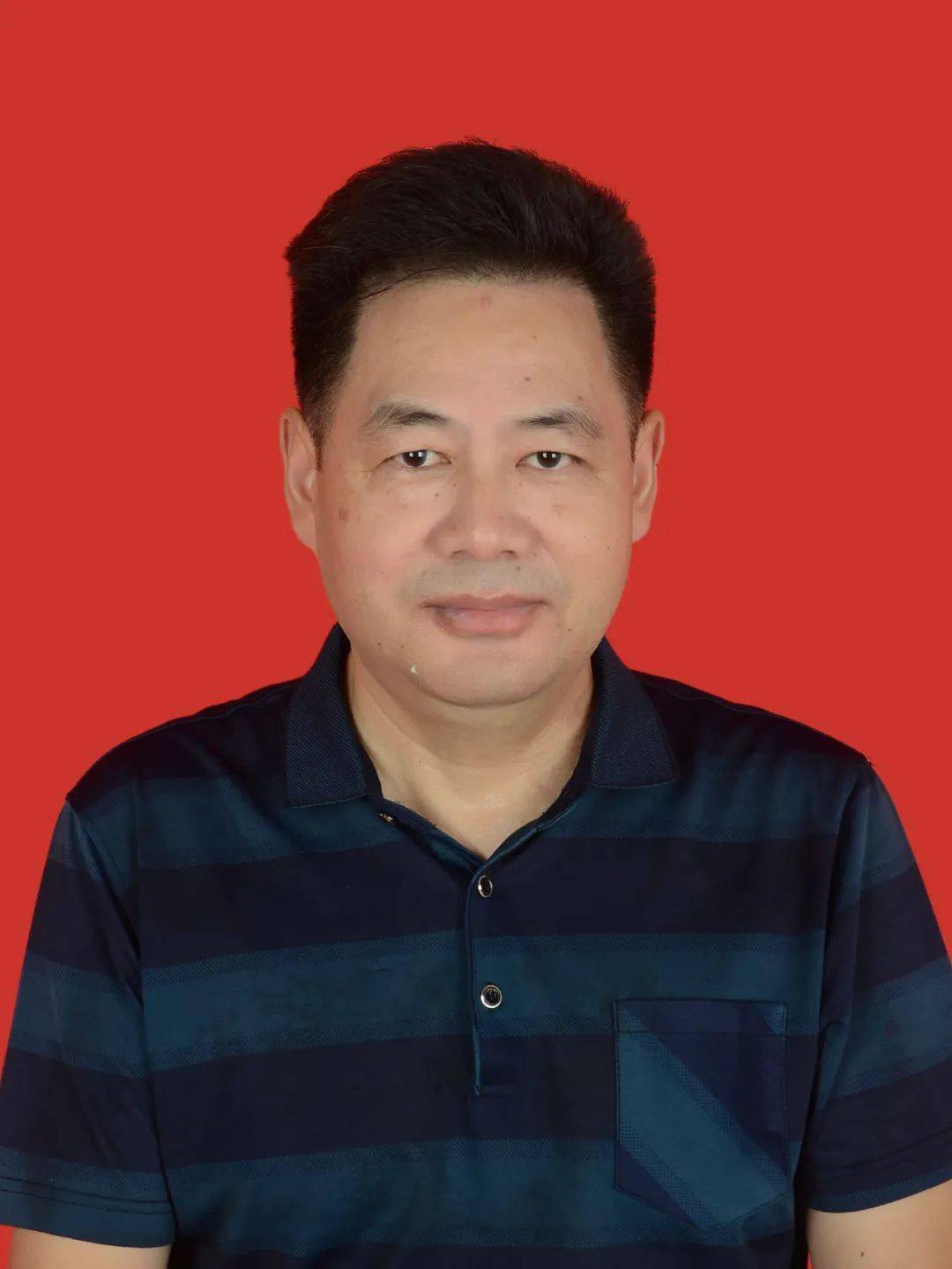 董铁舫常德经开区石门桥镇中学正高级语文教师,省芙蓉教学名师评审