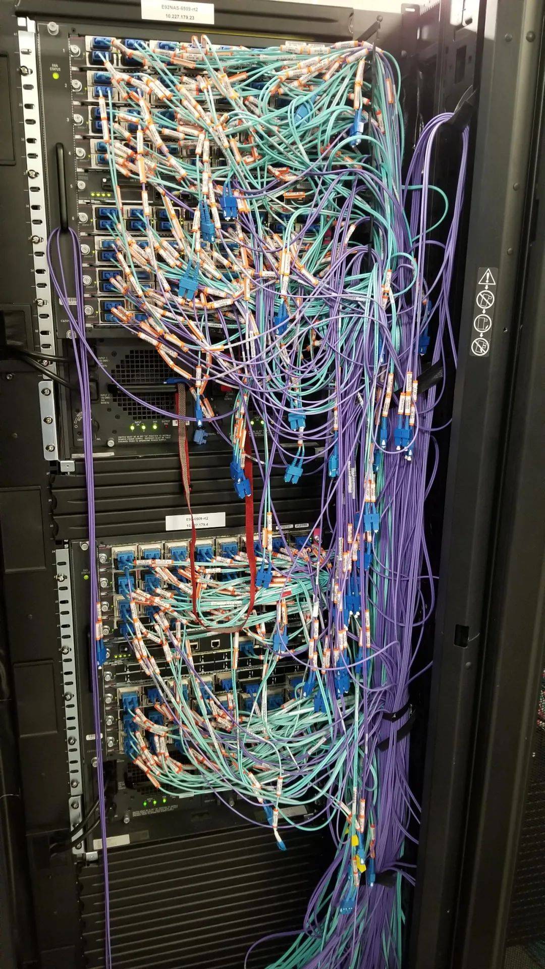 这组机房布线啥水平