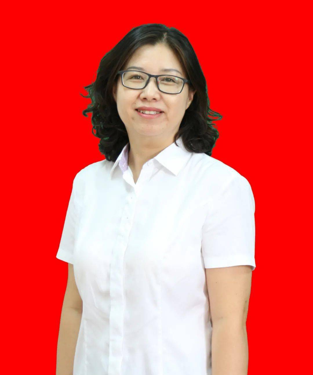 王泽琛,逸夫小学郭立群等36名教师获得学科教学明星称号;海城小学金丹