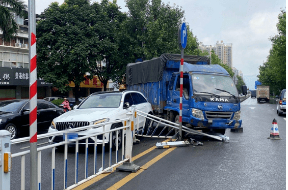 貴港魔鬼路段又發生事故貴港這個瀑布你們看過了麼