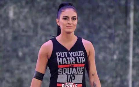 企图绑架索尼娅·德维尔的暴徒声称自己无罪_deville