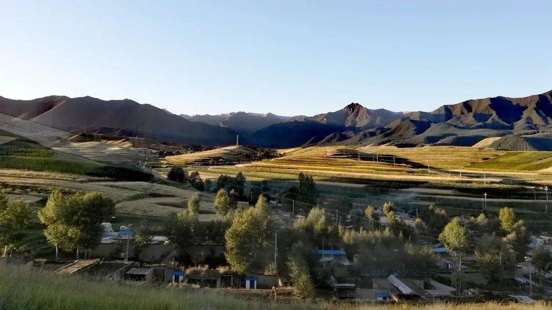 印象天祝哈溪秋景