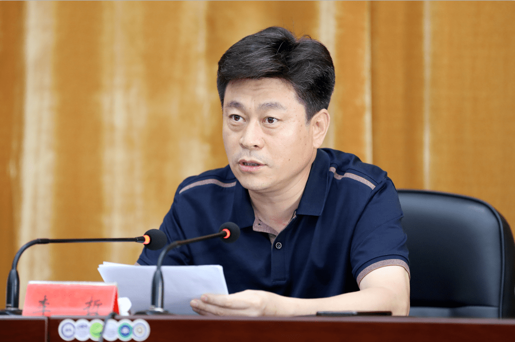 李哲在全区重点工作部署会上强调:当好运城主人翁 以三大节庆展现盐湖