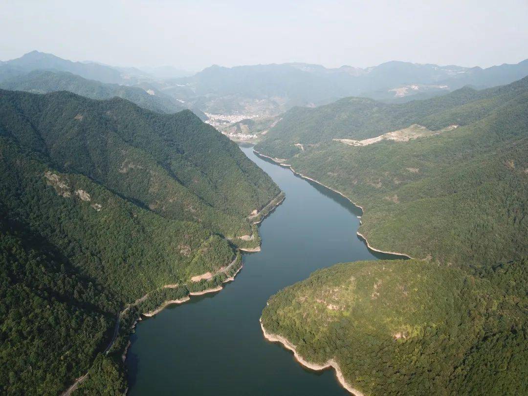 东阳这个"网红"打卡地,超美!_水库