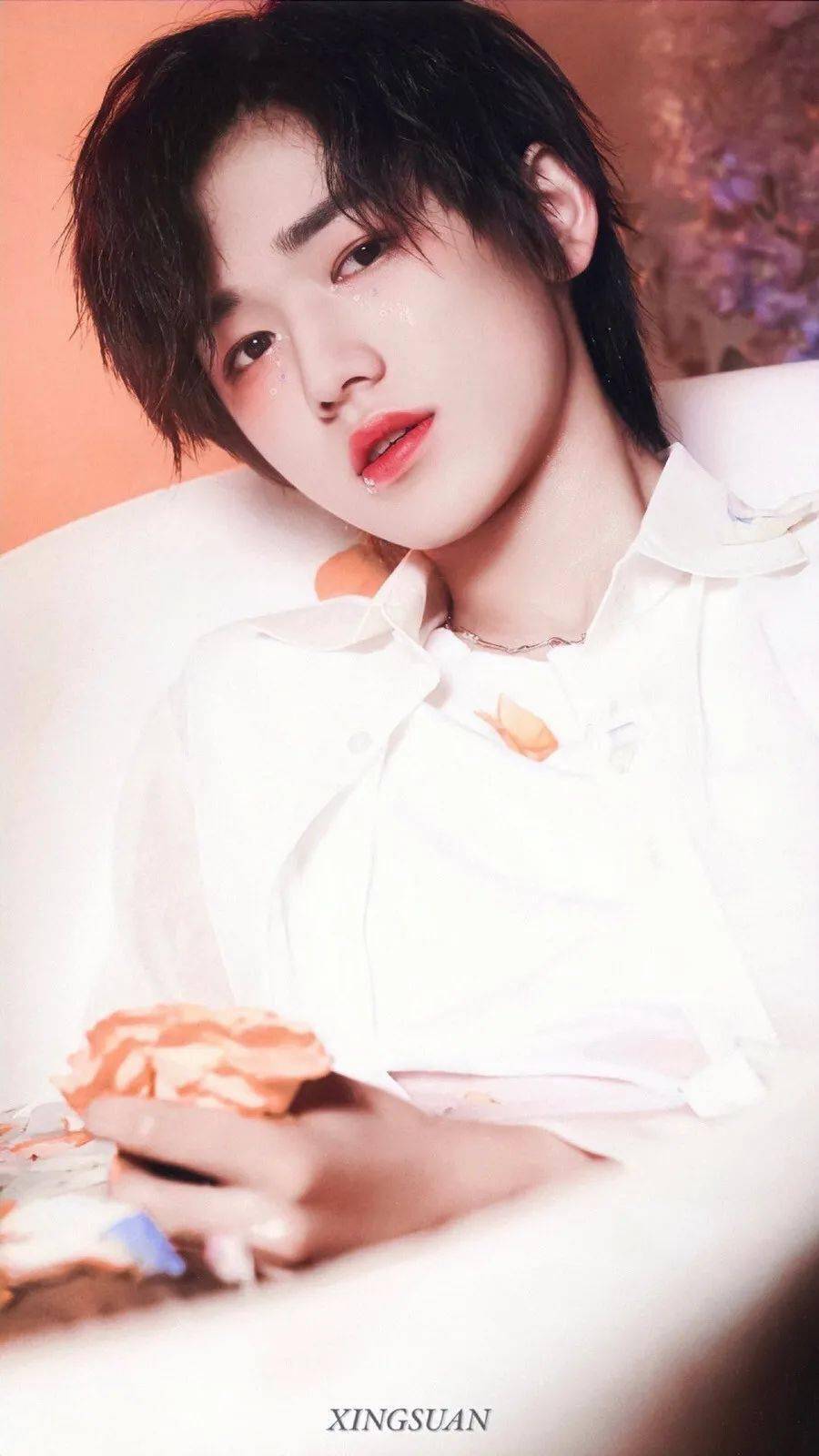 手机壁纸时代少年团宋亚轩