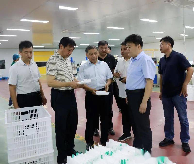 商丘市人大常委会工作评议组到我县调研工业信息化工作